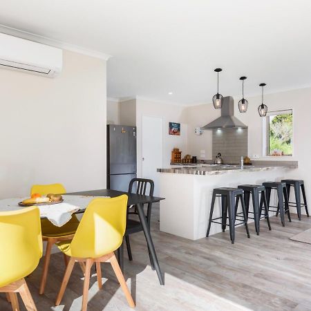 Modern Beach Break - Waihi Beach Holiday Home Exterior photo
